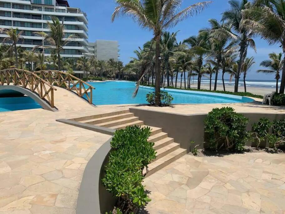 Hermoso Departamento Con Albercas Y Playa Privada *